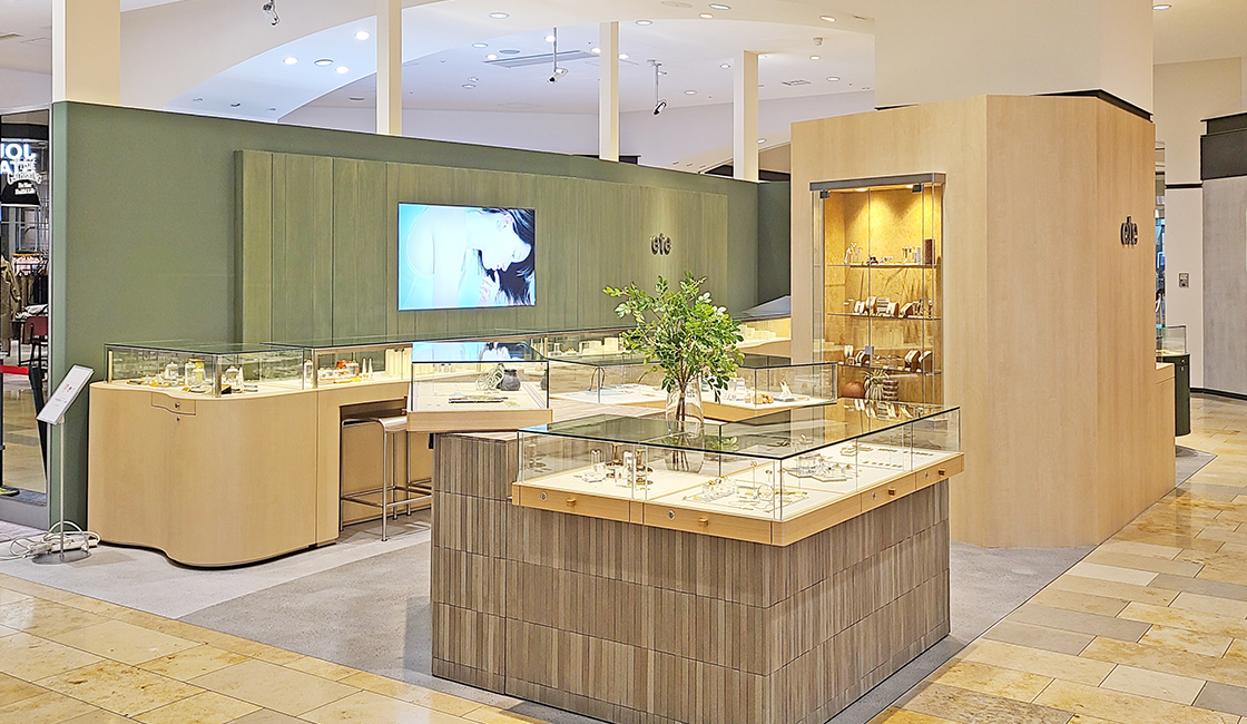 大分市 ジュエリー専門店さま 新装工事 | 株式会社三愛 店舗施工・新装